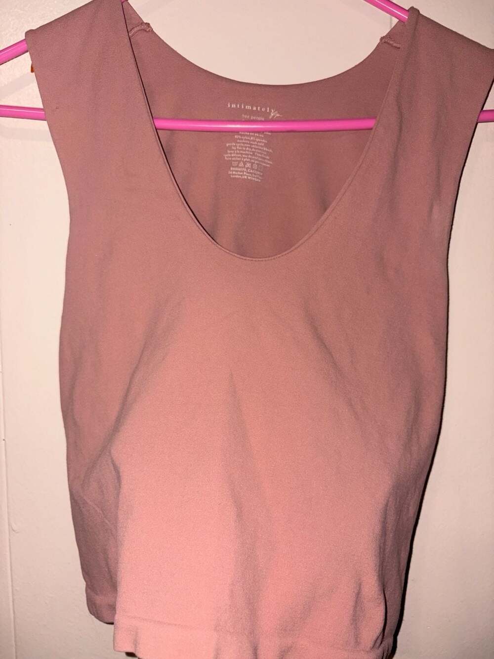 Intimately Free People Seamless V-Neck Cropped Tank Top - Picture 4 of 4